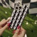 Queen's Court - iPhone 15 Case 26