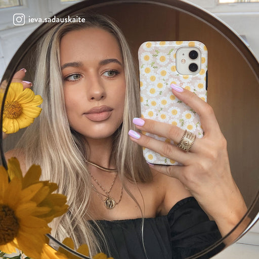 Pure Bliss - Daisy Google Pixel 8 Case 26